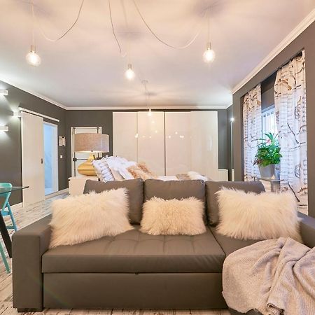 Massama In Bed With Lisbon - Lux4You Taguspark المظهر الخارجي الصورة