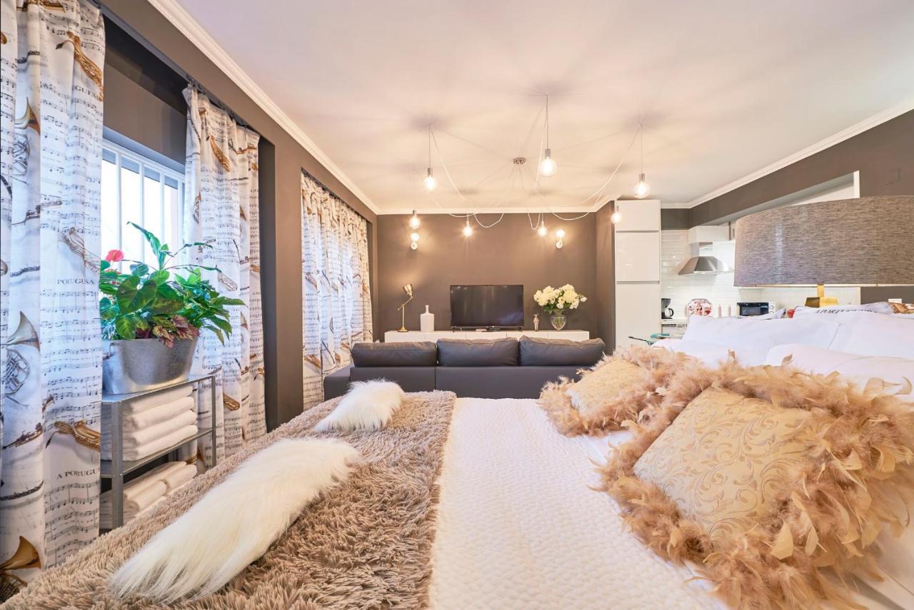 Massama In Bed With Lisbon - Lux4You Taguspark المظهر الخارجي الصورة