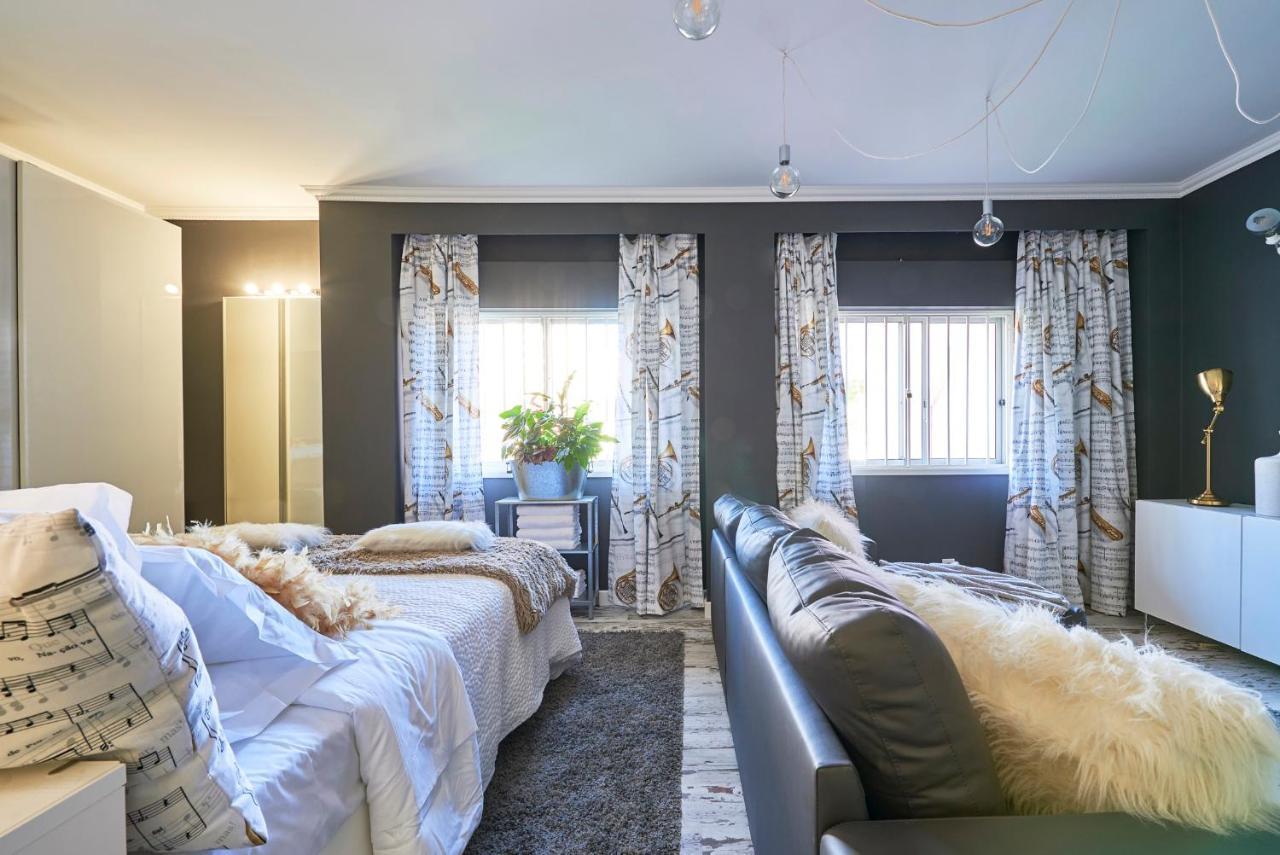 Massama In Bed With Lisbon - Lux4You Taguspark المظهر الخارجي الصورة